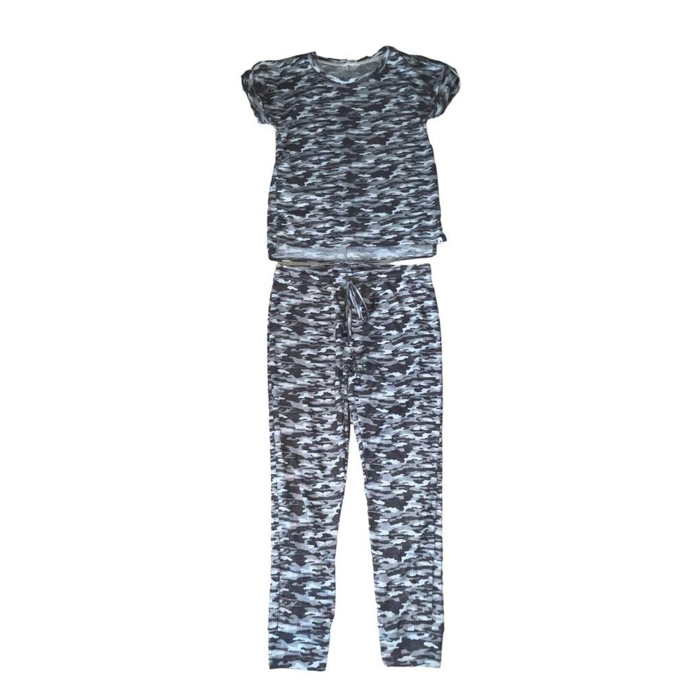 Women's Medium Lucky Brand Pajamas Gray Camo